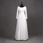 لباس عقد ساتن پوشیده ساده